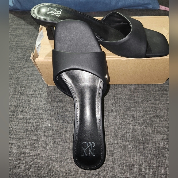 Journee Collection Shoes - Journee Collection Larna Heeled Mules – NWB (7) Retail $89